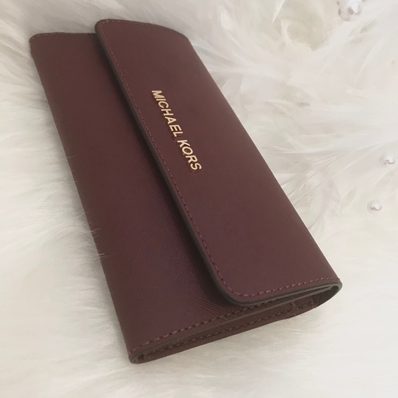 🌺 NEW MICHAEL KORS MK LARGE MERLOT TRIFOLD WALLET - Picture 4 of 6